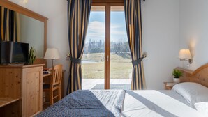 Een kluis op de kamer, geluiddichte muren, gratis wifi