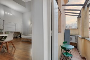 1 soverom, skrivebord, strykejern/-brett og wi-fi (inkludert)