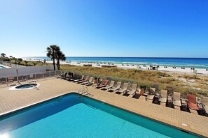 شقة - عدة أسرّة (Ocean Ritz 1902) | حمام سباحة | حمّام سباحة خارجي، حمّام سباحة مُدفَّأ