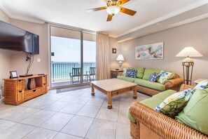 Living area - Tidewater 502 (Panama City Beach)