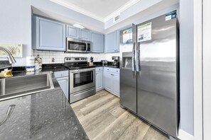 Apartment, Mehrere Betten (Tidewater 314 NEW) | Eigene Küche | Ofen, Toaster