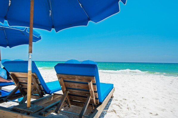 Appart'hôtel, 1 très grand lit et 1 canapé-lit (Tidewater 2804) | Plage
