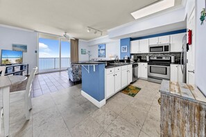 Appart'hôtel, 1 très grand lit et 1 canapé-lit (Tidewater 2804) | Cuisine privée