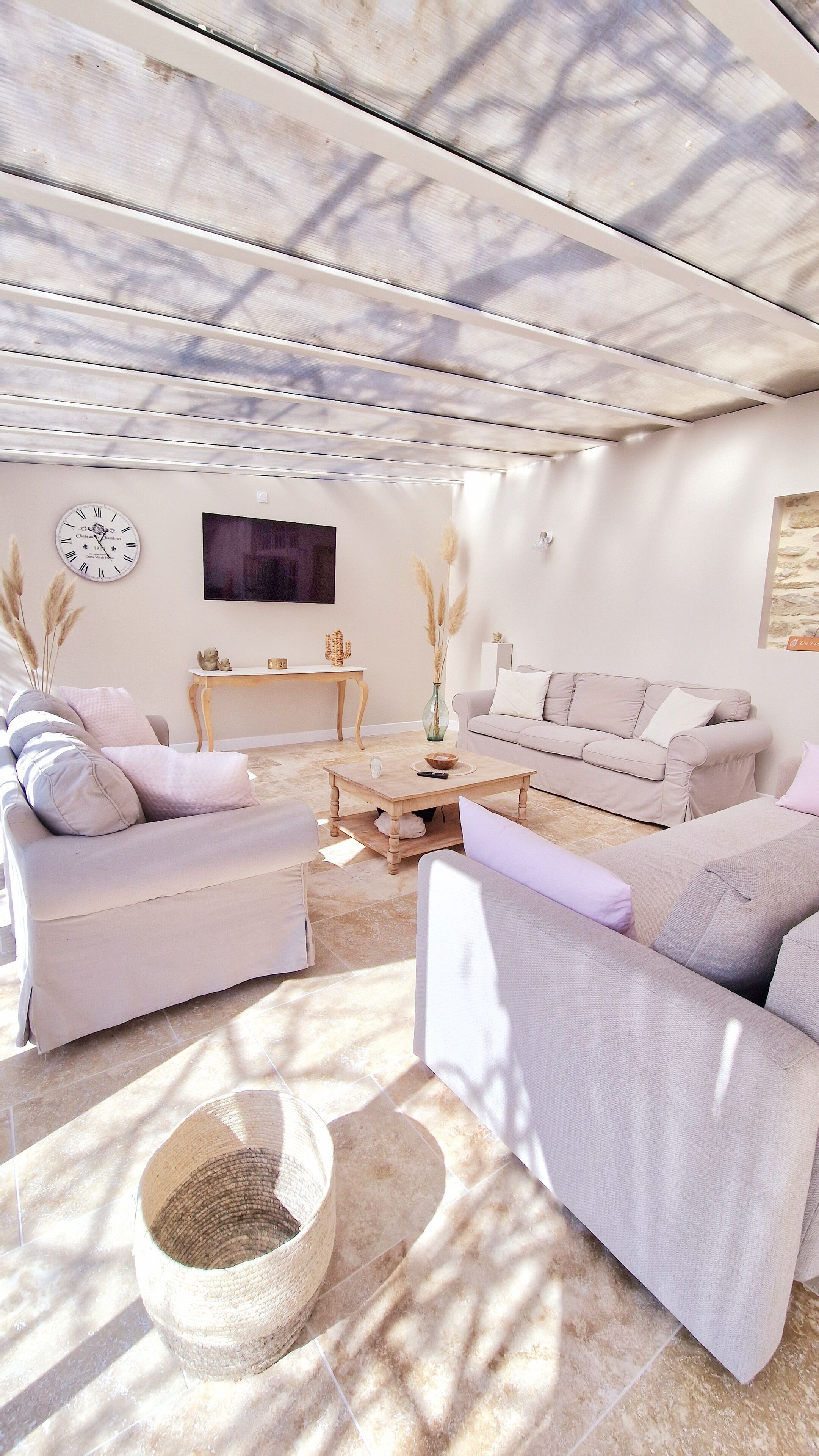 TV connectée, cheminée