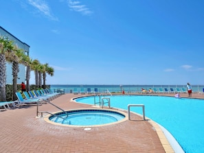 Condo, 1 cama King e sofá-cama (Tidewater 2209 "Tuscany at Tidewater") | Piscina | Piscina interna, piscina externa