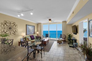 Condo, 1 cama King e sofá-cama (Tidewater 2209 "Tuscany at Tidewater") | Opções para refeição