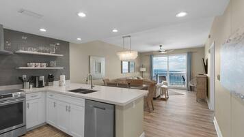 Condo, Multiple Beds (Sterling Breeze 904) | Interior