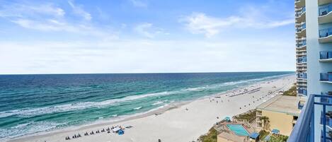 Huoneisto, useita sänkyjä (Sterling Breeze 802) | Ranta | Rannalla