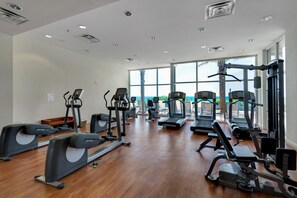 Apartamento, varias camas (Sterling Breeze 2006) | Sala de fitness