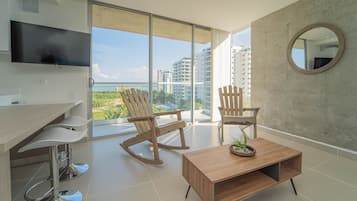 Premium Apartment | Living area | Smart TV