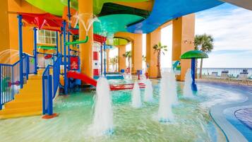 Condo, várias camas (Splash 207E) | Piscina | Piscina externa, piscina aquecida