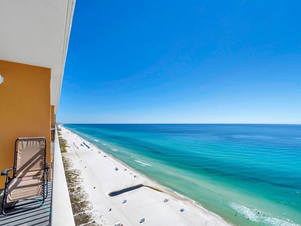 Condo, 1 King Bed with Sofa bed (Splash 1505E) | Beach | On the beach