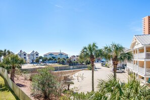 Appart'hôtel, 1 grand lit et 1 canapé-lit (Southwind I-9) | Enceinte de l’hébergement