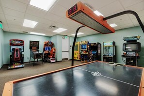 Hus, 1 kingsize-seng med sovesofa (Origin at Seahaven 825) | Spillrom