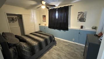 1 bedroom, desk, iron/ironing board, free WiFi