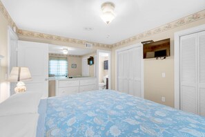 Condo, 1 cama King size y sofá cama (Latitude 29 #4) | Wifi