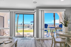 Dining - Latitude 29 #25 (Panama City Beach)