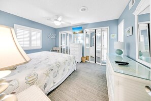 Condo, 1 King Bed with Sofa bed (Latitude 29 #13)