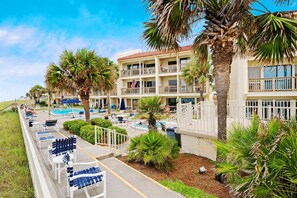 Property grounds - Latitude 29 #10 (Panama City Beach)