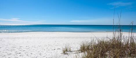 Resortwoning, Meerdere bedden (Klaus House 1) | Strand | Accommodatie ligt op het strand