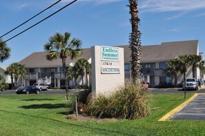 コンドミニアム ベッド (複数台) (Endless Summer F9) | 外観