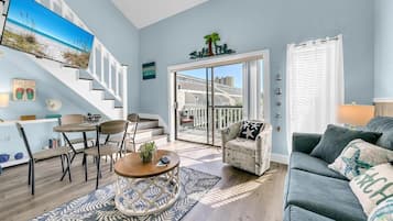 Condo, 2 Queen Beds (Endless Summer F11) | Living area | TV