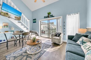 Condo, 2 Queen Beds (Endless Summer F11) | Living area | TV
