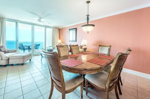 Condo, Multiple Beds (Emerald Beach 2225) | Dining