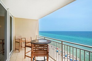 Apartment, Mehrere Betten (Emerald Beach 1627) | Unterkunftsgelände