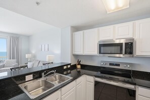 Condo, 1 King Bed with Sofa bed (Calypso 2-1907 West) | Private kitchen