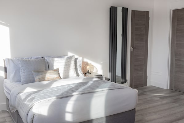 1 soverom, strykejern/-brett, reiseseng for barn og wi-fi (inkludert)