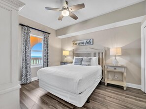 3 bedrooms, WiFi - Calypso 2-1902 West (Panama City Beach)