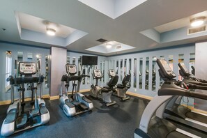 Appart'hĂŽtel, plusieurs lits (Calypso 1-609 East) | Salle de remise en forme