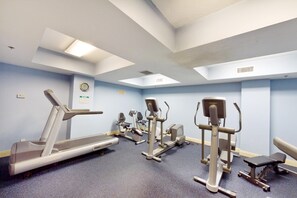 Condo, várias camas (Calypso 1-608 East) | Sala de fitness