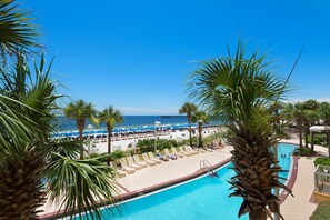Condo, 1 cama King e sofá-cama (Calypso 1-203 East) | Piscina | Piscina interna, piscina externa