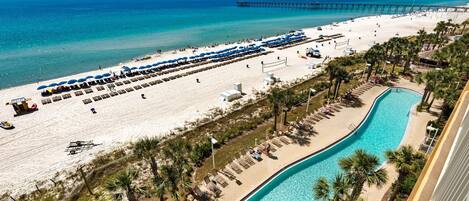 Appart'hôtel, 1 très grand lit et 1 canapé-lit (Calypso 1-203 East) | Plage