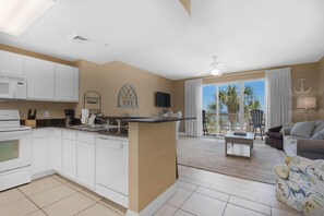 Private kitchen - Calypso 1-203 East (Panama City Beach)