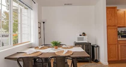 Gorgeous California Casual Organic Modern Townhome