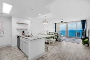 Lägenhet - flera sängar (Aqua Resort 1705) | Interiör