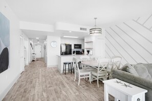 Apartment, Mehrere Betten (Aqua Resort 1705) | Speisen