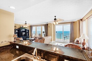 Interior - Treasure Island 2212 (Panama City Beach)