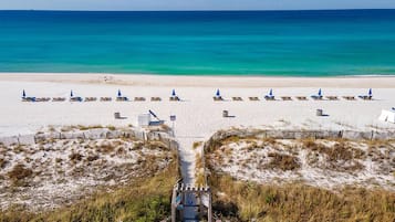 Condo, varias camas (Sugar Beach C-3 (Beach Life)) | Playa | En la playa