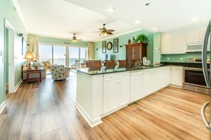 Interior - Sterling Beach #602 (Panama City Beach)