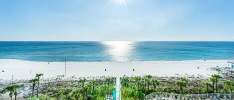 คอนโด, หลายเตียง (Sterling Beach #602) | ชายหาด | บนชายหาด