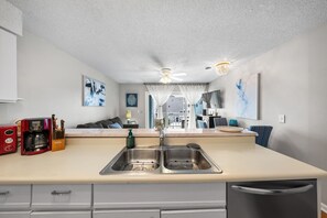 Interior - The SeaOats at Seascape Oceanside Beach Condo (Carolina Beach)