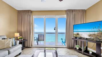 Leilighet, 1 kingsize-seng med sovesofa (Seychelles 907) | Oppholdsområde | TV