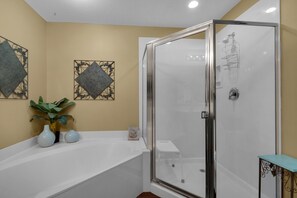 Appart'hôtel, plusieurs lits (Seychelles 209) | Salle de bain