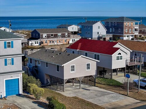 Ocean Views -Dog Friendly- 3rd Row From The Beach

