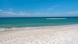 Condo, 1 King Bed with Sofa bed (Laketown Wharf 2118) | Beach - Laketown Wharf 2118 (Panama City Beach)