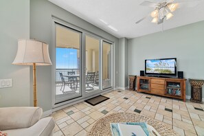 Living area - Beach Colony Tower 12B (Pensacola)